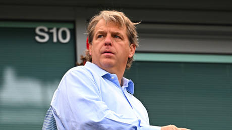 Todd Boehly is now the man calling the shots at Stamford Bridge. © Clive Mason / Getty Images