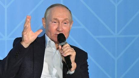 Ditching Russian gas no way to reach climate goals – Putin