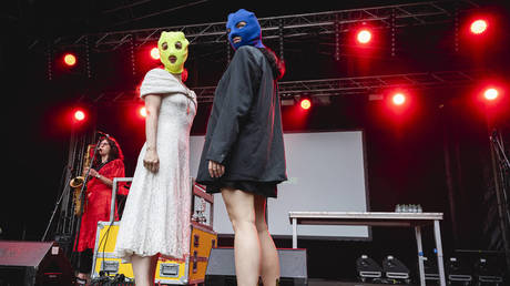 Members of controversial Pussy Riot fined in Switzerland