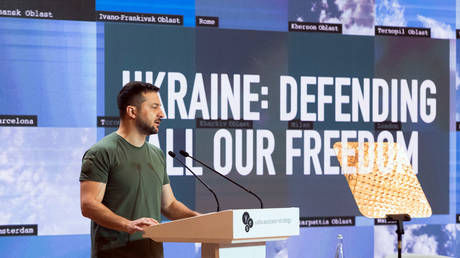 File photo: Ukrainian President Vladimir Zelensky delivering a speech in Kiev