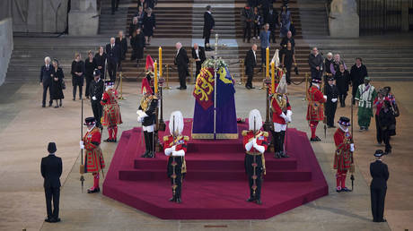 Royal Guard collapses near Queen’s coffin