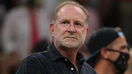 Sarver could sell the Suns.