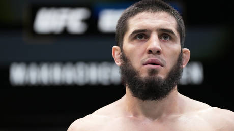 Russian UFC title contender issues withering put-down to US rival