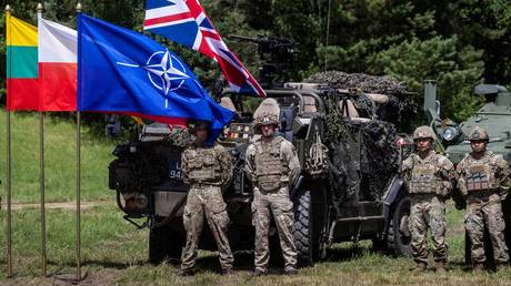 British and US soldiers taking part in NATO drills in Poland.