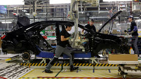 Major automaker to shut down plant in Russia
