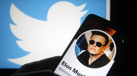 Private texts between Elon Musk and Jack Dorsey made public