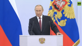 Putin calls on Ukraine to return to negotiations