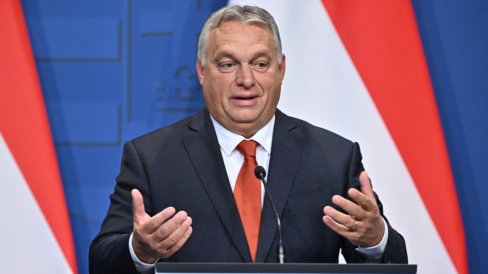 Hungarian PM urges changes to EU sanctions policy