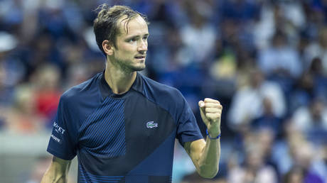 Medvedev remains in contention in Kazakhstan.