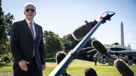 US President Joe Biden speaks to reporters on the South Lawn of the White House, October 6, 2022