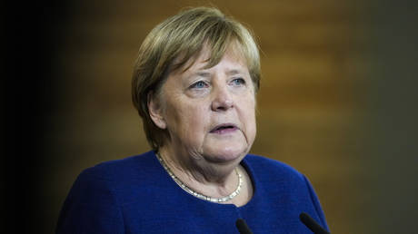 Merkel defends ‘very rational’ Russian gas deals