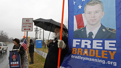 No slack for Manning: Prosecutors to press for life