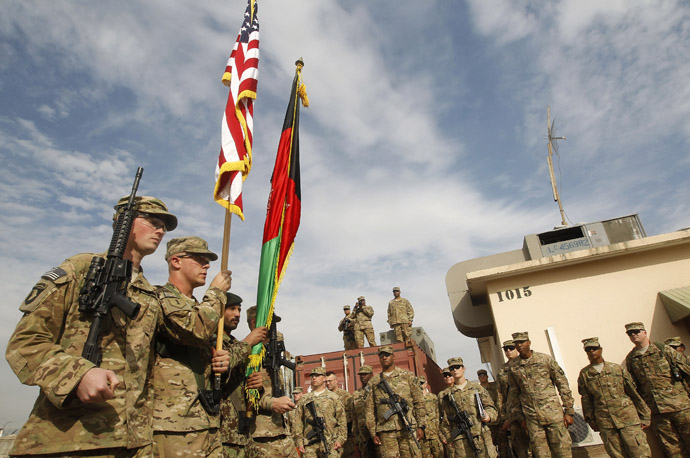 U.S. troops with the NATO led-International Security Assistance Force (ISAF) attend a security transition from NATO troops to Afghan forces in Nangarhar, December 5, 2012. (Reuters/Parwiz)