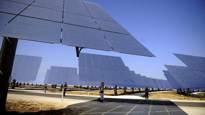 Solar power can outshine oil in a few decades - Shell