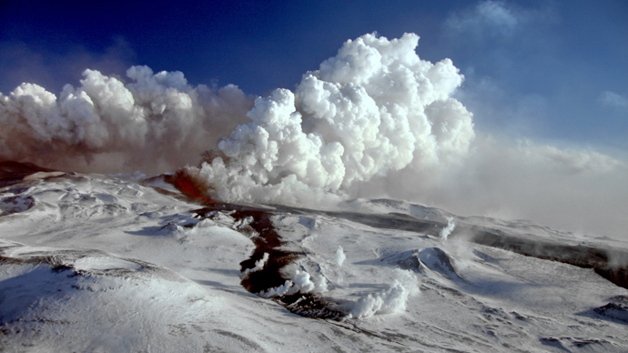 Eruption of Volcano Plosky Tolbachik in Kamchatka (RIA Novosti / Yuri Deyanchuk)