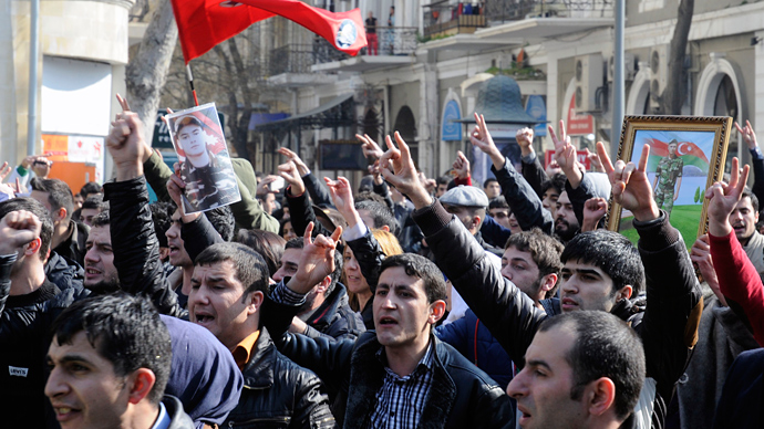 Protesters shout during a rally against the death of soldiers in the national Azerbaijan's army in Baku on March 10, 2013 (AFP Photo / Tofik Babayev)