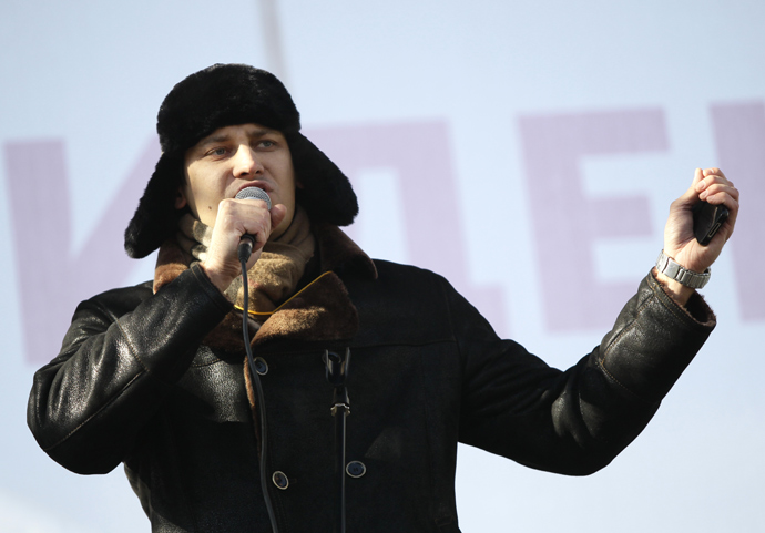 Dmitry Gudkov speaking at the rally "For Fair Elections" on Novy Arbat street (RIA Novosti / Valeriy Melnikov) 