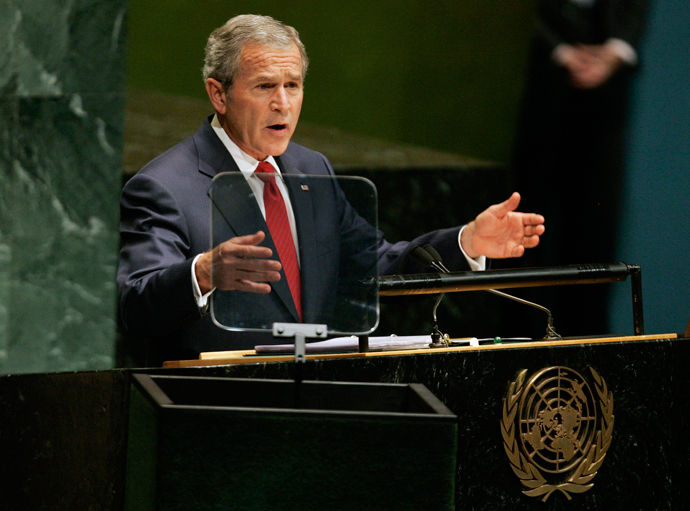 U.S. President George W. Bush speaks at the 61st U.N. General Assembly in New York, September 19, 2006 (Reuters / Mike Segar) 
