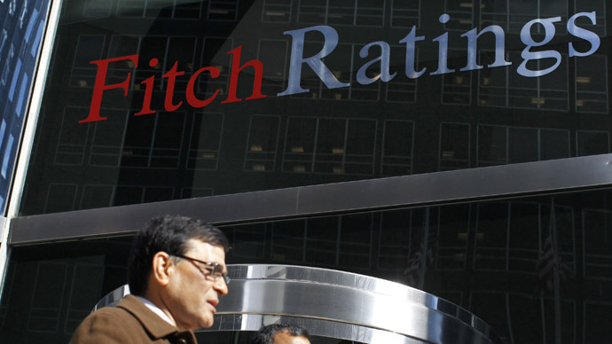 Fitch ready to strip UK of exclusive AAA rating