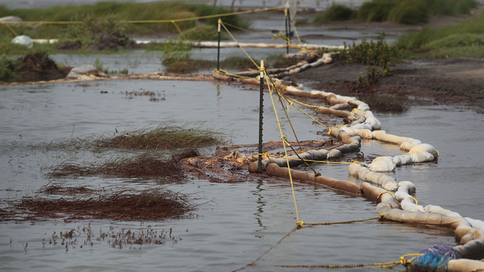 Third major oil spill in a week: Shell pipeline breaks in Texas