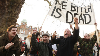 Protesters celebrate Thatcher's death in London's Trafalgar Square (VIDEO, PHOTOS)