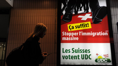 Switzerland votes a narrow 'yes' to cap EU immigration