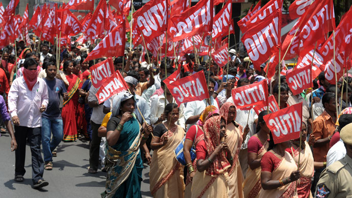 Indian members of The All India Trade Union Congress (AITUC) take part in a rally in Hyderabad on May 1, 2013.(AFP Photo / Noah Seelam)