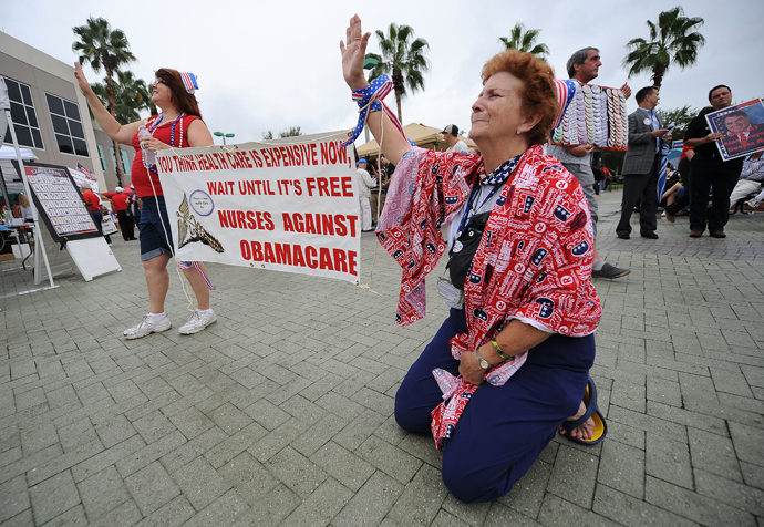  Tea Party supporters (AFP Photo / Robyn Beck)