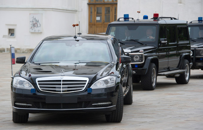 Motorcade of Russian President Vladimir Putin in the Kremlin. (RIA Novosti)