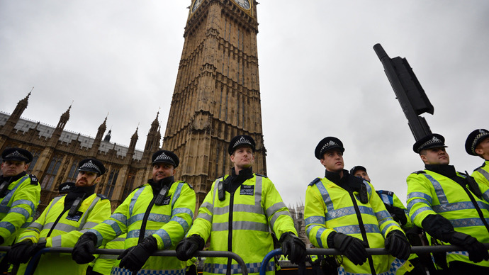 Endemic gagging: Over 300 UK police silenced with taxpayer millions – report