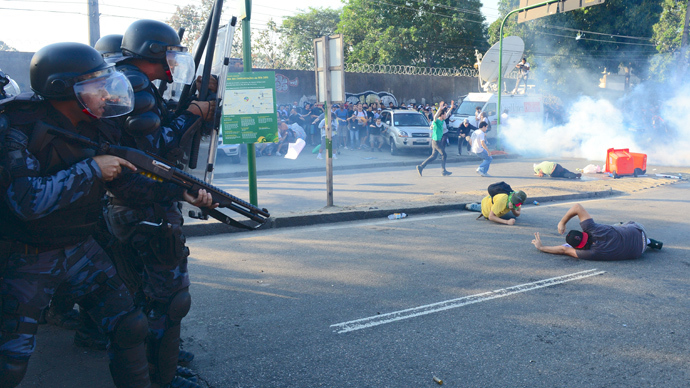 Massive clashes as Brazilians protest over World Cup spending