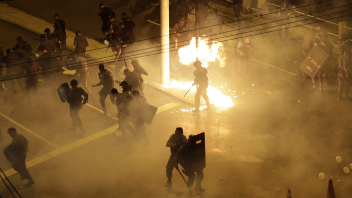 Rio police clash with protesters near Confederations Cup match (PHOTOS)
