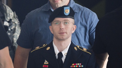 Manning's court testimony: 'I believed I was going to help people, not hurt people'