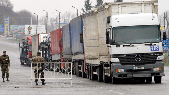 Trade ‘suicide’: Russia prepares to tighten borders if Ukraine signs on with EU