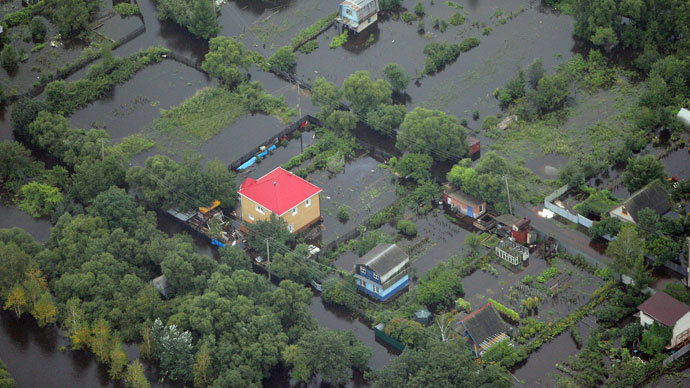 An aerial view of the flooded suburbs of Khabarovsk.(RIA Novosti / Sergey Mamontov)