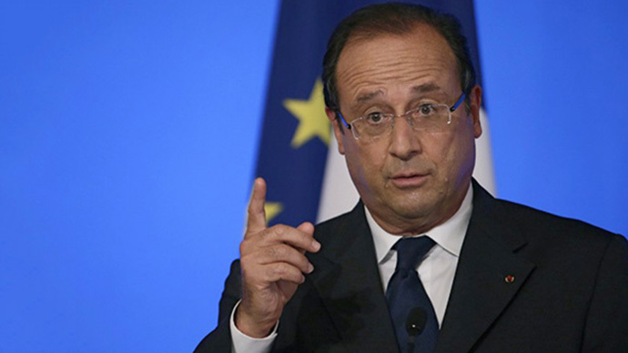 France's president Francois Hollande delivers a speech during the Conference of French ambassadors abroad, on August 27, 2013 at the Elysee palace in Paris. (AFP Photo / Kenzo Trebouillard)