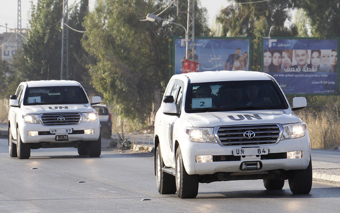 A United Nations vehicle is seen at the Masnaa border crossing on the Lebanon-Syria border (AFP Photo)