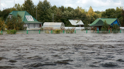 Sandbags & trenches: Russian Far East floods worsen