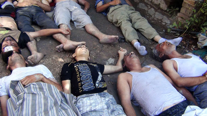 A view shows bodies of people activists say were killed by nerve gas in Damascus' suburbs of Zamalka August 21, 2013.(Reuters / Hadi Almonajed)