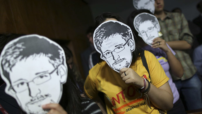 EU lawmakers nominate Snowden for Sakharov human rights prize