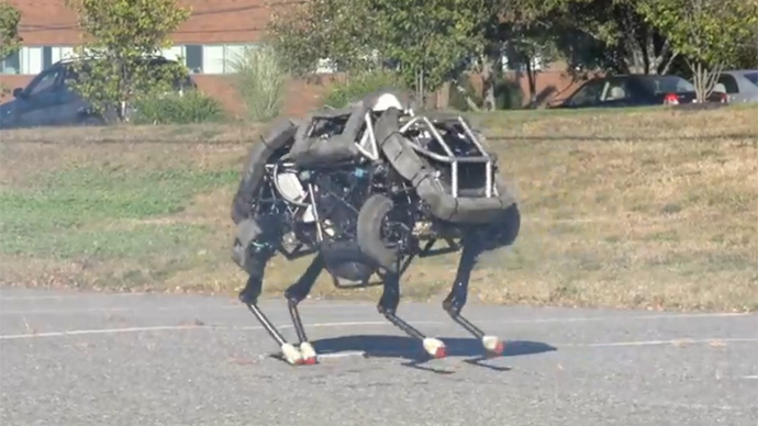 Four-legged, DARPA-funded, running war robot unveiled (VIDEO)