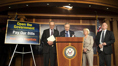 US lawmakers strike $1 trillion budget deal to avert shutdown