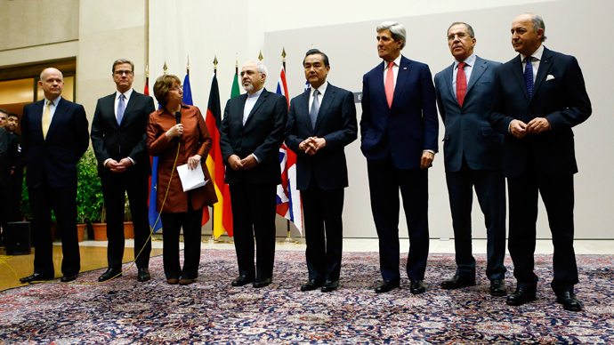 P5+1 and Iran agree landmark nuclear deal at Geneva talks