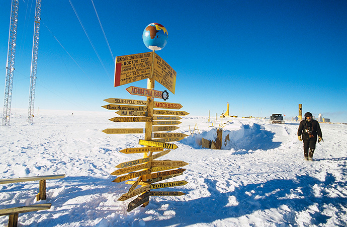 Traffic signs at the Vostok Antarctic research station in the vicinity of the South Geomagnetic Pole (RIA Novosti / V. Chistiakov)
