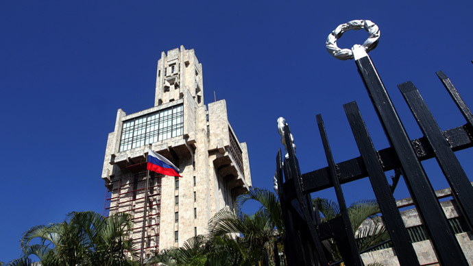 The Russian flag waves outside the Russian Embassy in Havana (Reuters/Claudia Daut)
