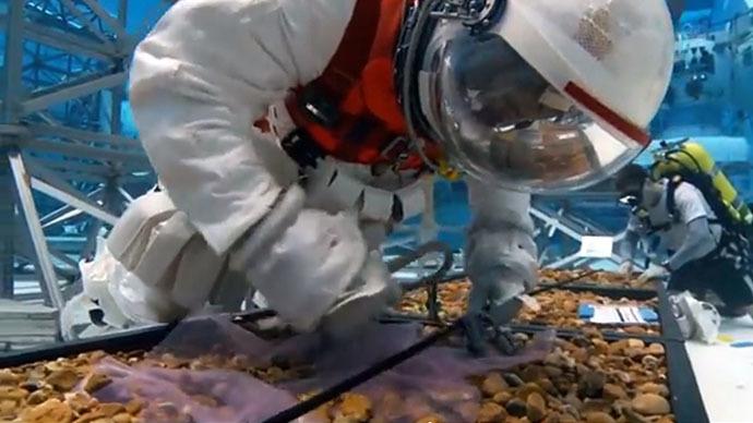 NASA tests space suits for manned asteroid missions (VIDEO)