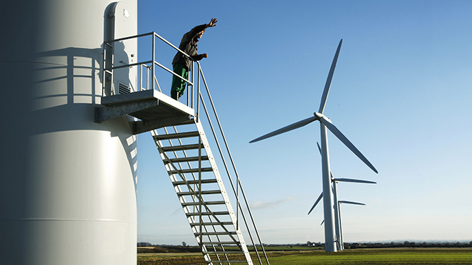 UK opposition to EU wide green energy target could risk half a million jobs – report