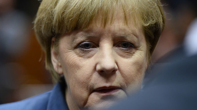 Merkel injured in skiing accident, cancels meetings