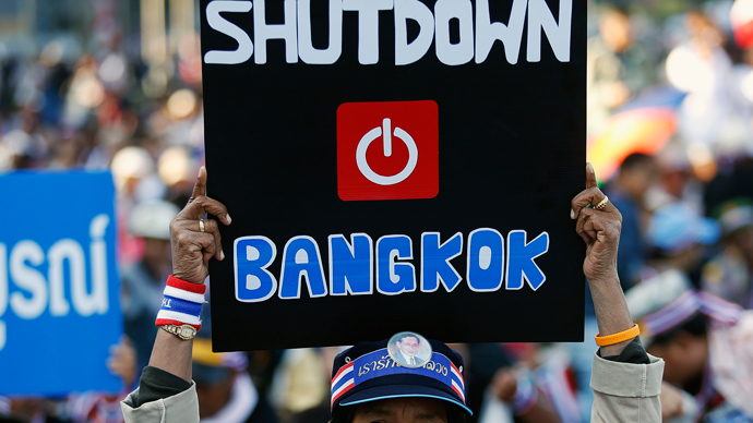 Thai protesters 'shut down' Bangkok in bid to oust PM