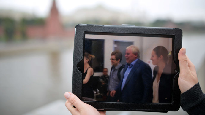 Snowden to ask Russian police for protection after US threats – lawyer